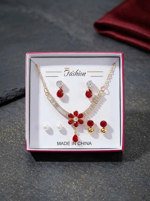 Funky Gold Plated Crystal Necklace Set