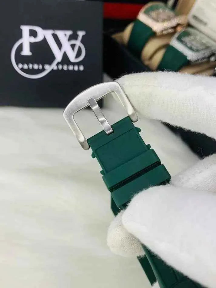 Diamond Stone Men's Luxury Fashion Watch, (Working Date & Premium Textured Strap)