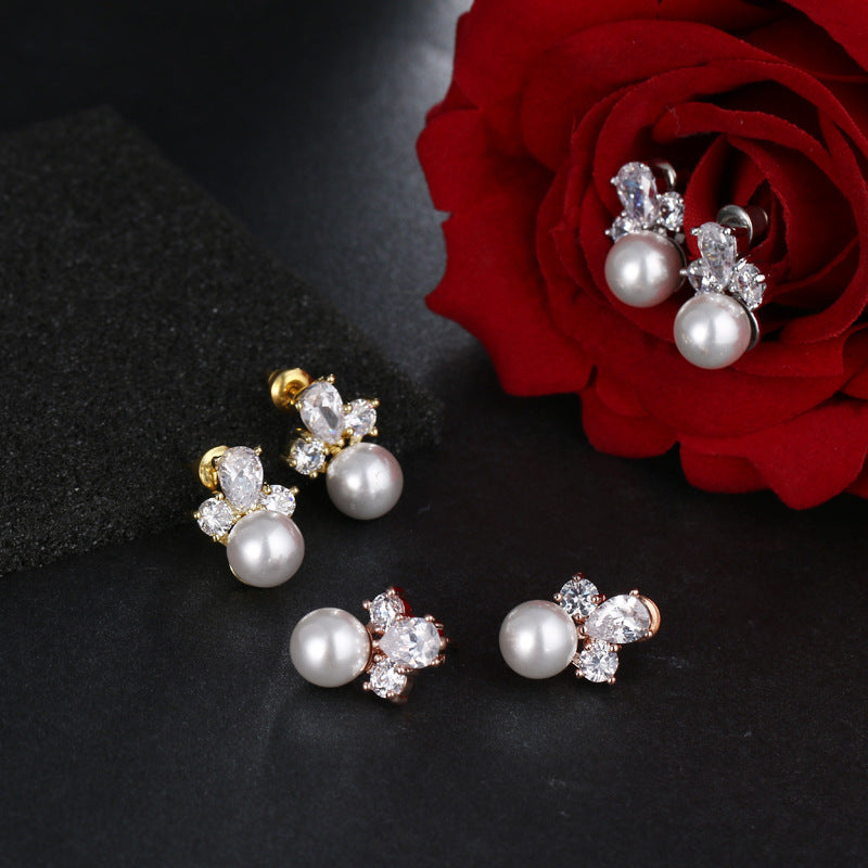 Elegant Flower Pearl Stud Earrings for Women