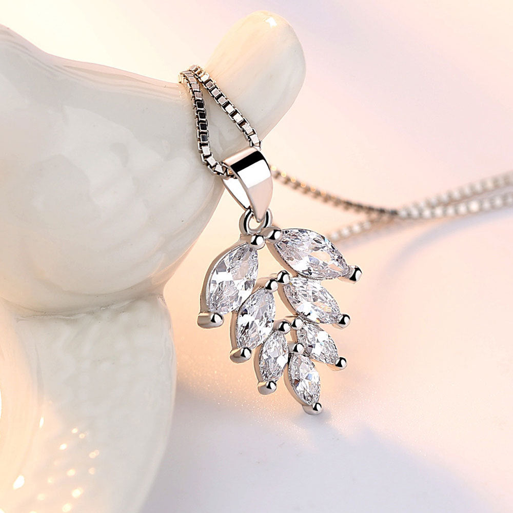 Silver Leaf Pendant Necklace for Women Korean Style
