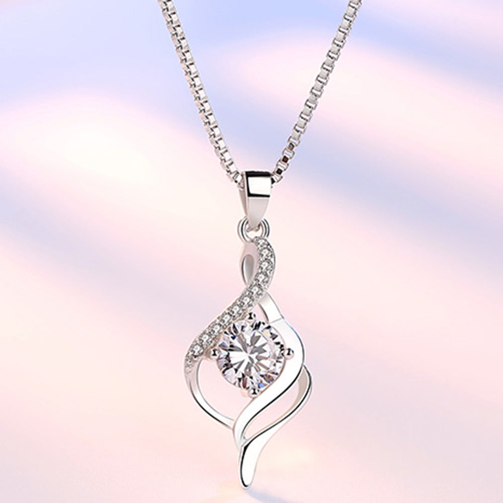 Women Elegant Diamond Pendant Necklace Silver Swirl Design Daily Wear Jewelry